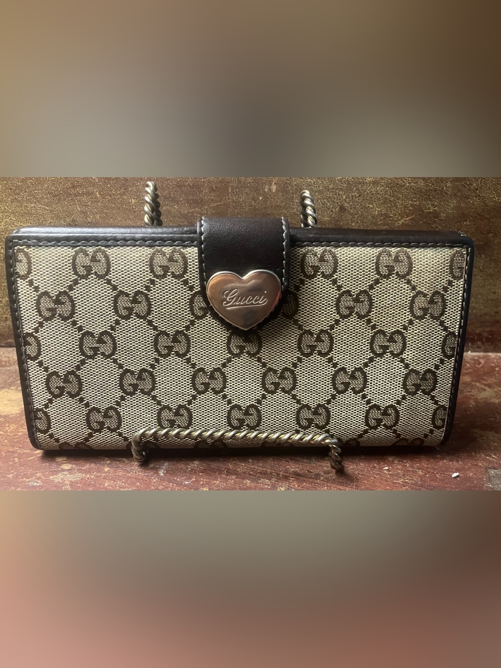 Authentic Gucci Classic Heart Long Wallet